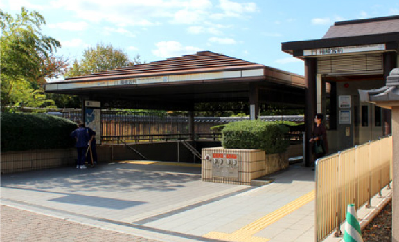 地下鉄 箱崎宮前駅